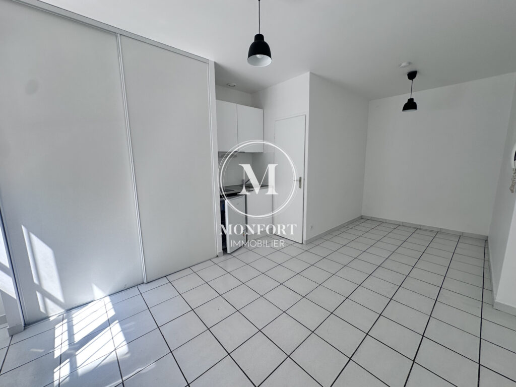 Hypercentre studio aux Carmes