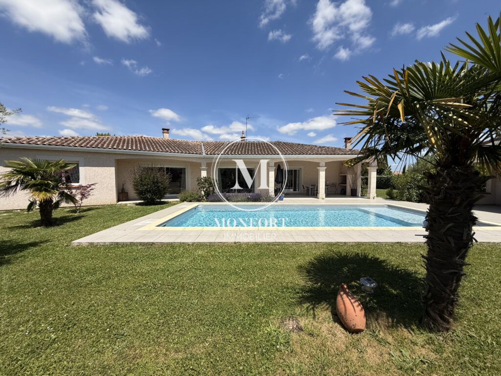 Villa T5 plain pied 205 m2