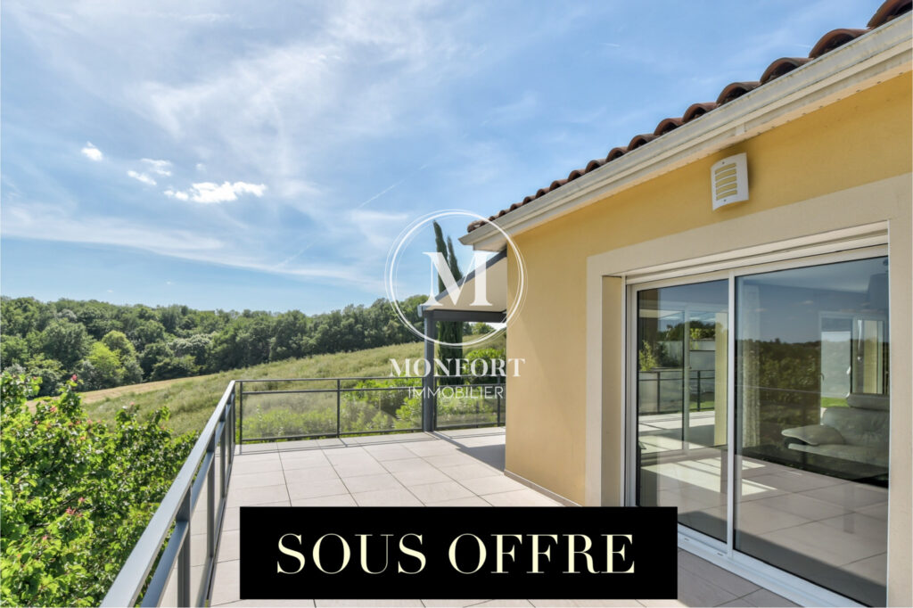 Villa familiale avec vue et piscine à Rouffiac