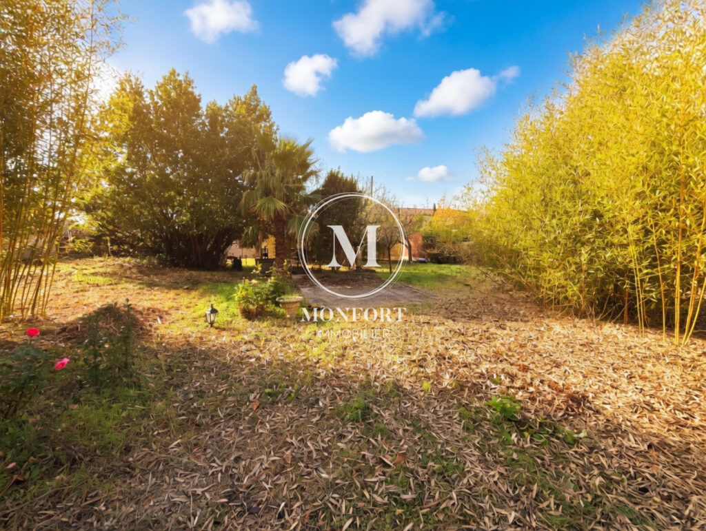 Terrain constructible rare à Saint-Jean / L&rsquo;Union