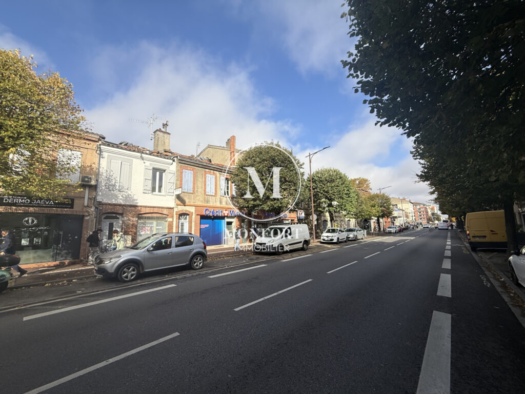 A LOUER STUDIO 103 AVENUE DE MURET