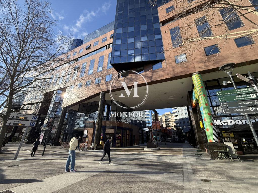 Studio au pied du métro Compans-Caffarelli   placement sûr