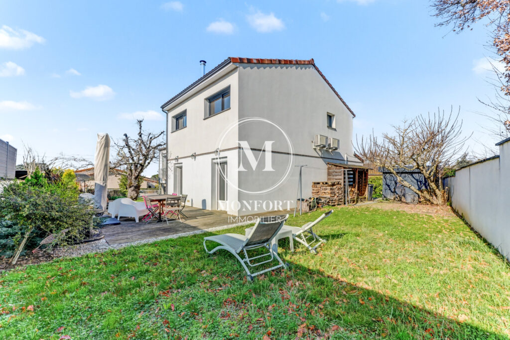 Villa rénovée 8 pièces, 166 m2 à l&rsquo;Union sur parcelle d&rsquo;envi