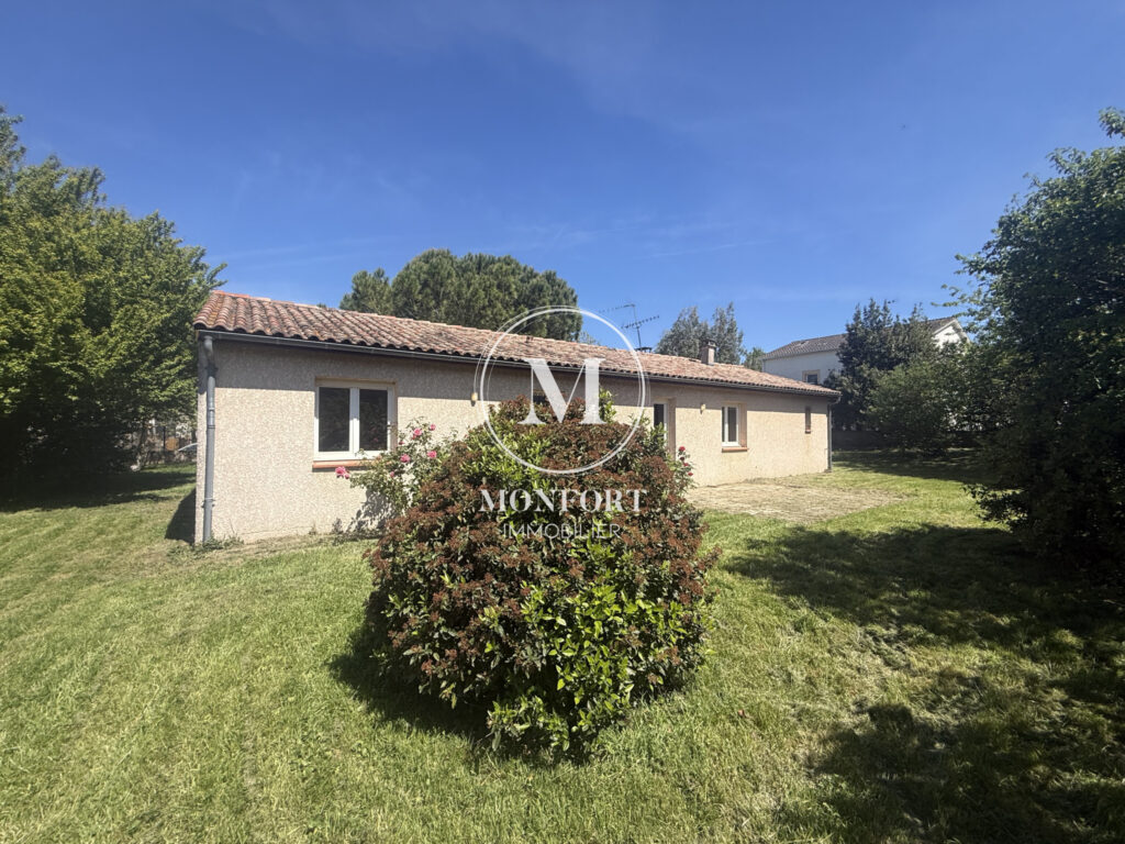 Maison   T4 de 91m2 de plain pied sur parcelle de 1250 m2